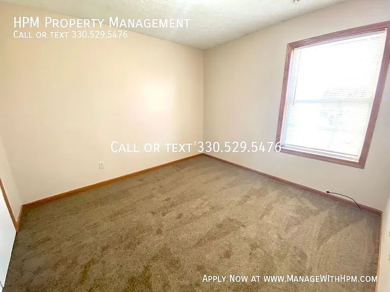 2525 Zircon St NE — Photo 16
