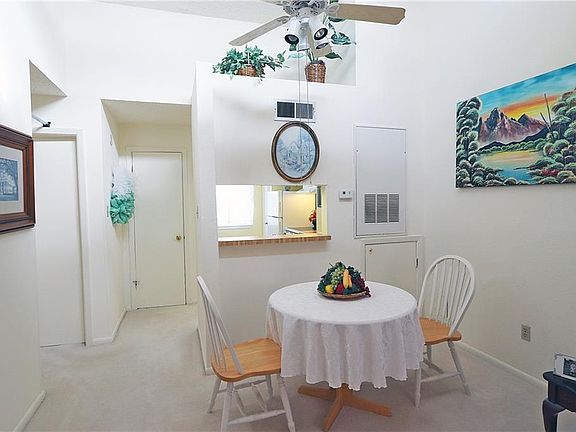 4th image of 2301 Edenborn Ave APT 612