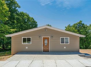 108 Spaugy Hollow Rd, Connellsville, PA 15425