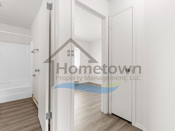 3rd image of 1205-D4 W Emma Ave #D4