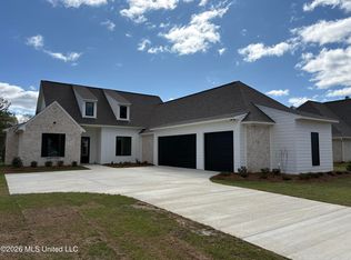 828 Thornberry Rdg, Madison, MS 39110