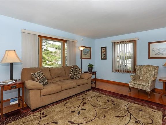 LIVING ROOM, HARD WOOD FLOORS