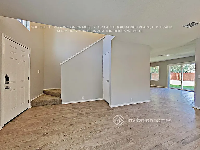 1113 Beechwood Dr — Photo 5