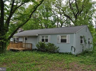 11 Diane Dr, Malvern, PA 19355