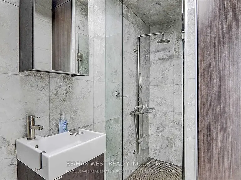 781 Craven Rd — Photo 15
