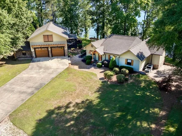 2215 Powell Trce, Abbeville, AL 36310