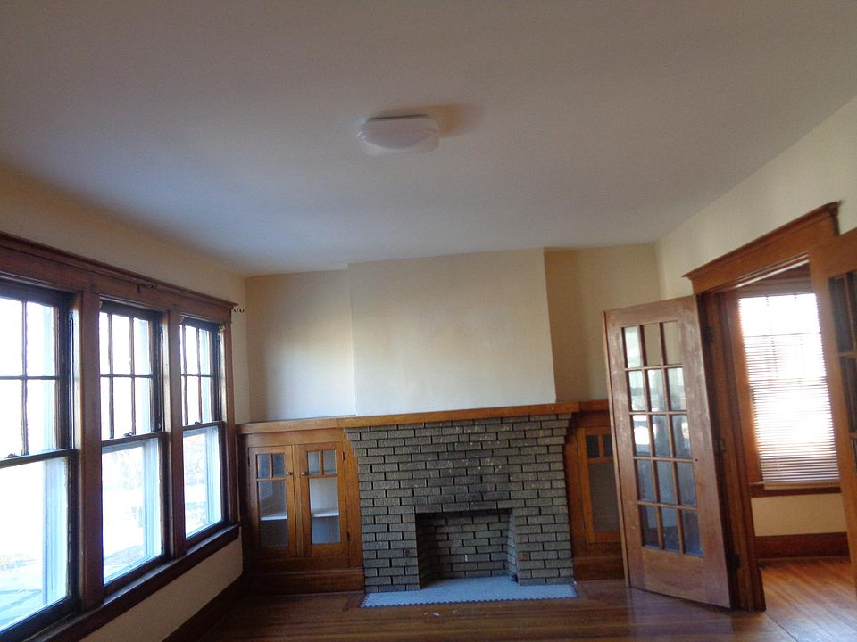 1st image of 351 Minnesota Ave Floor 2