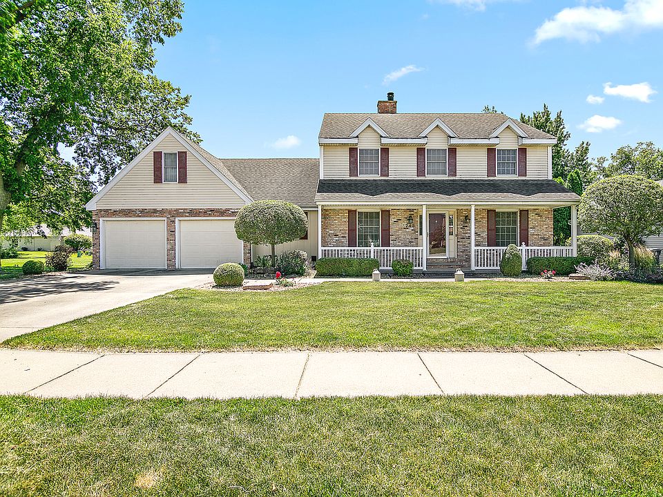1st image of 748 Oak Run Dr