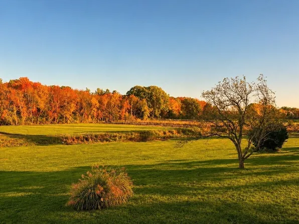 122 Marrett Rd, Lexington, MA 02421