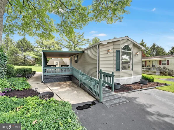 129 Meadow Valley Rd #L-10, Ephrata, PA 17522