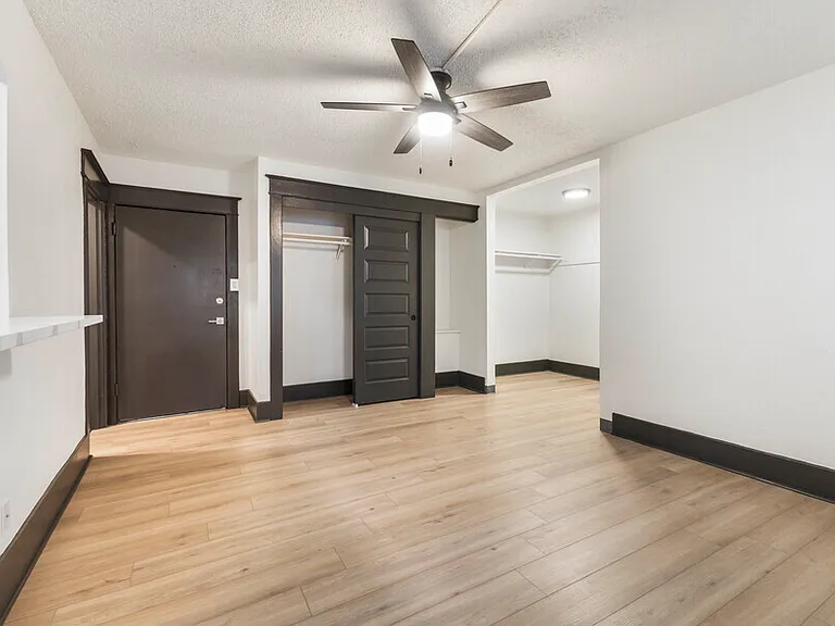 Kensington Apartments — Photo 5
