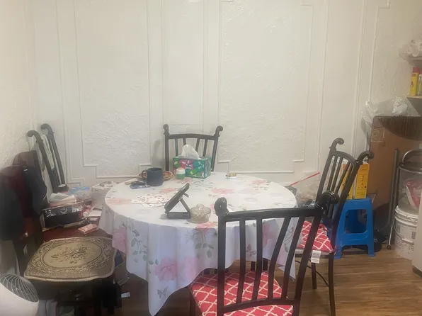 566 39th Street image 3 of 9