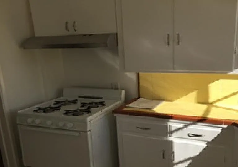 3796 Colonial Ave #7 — Photo 3