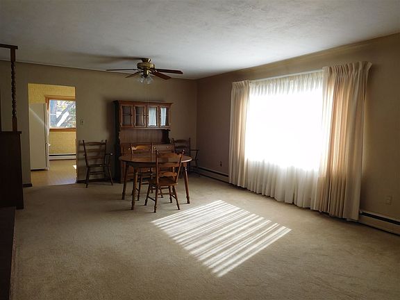 3rd image of 426 Norway St