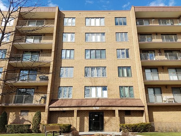 3rd image of 1454 Ashland Ave APT 405