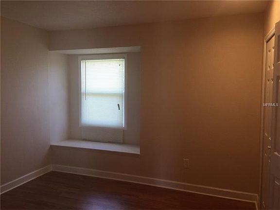 3rd image of 6434 Freemont St