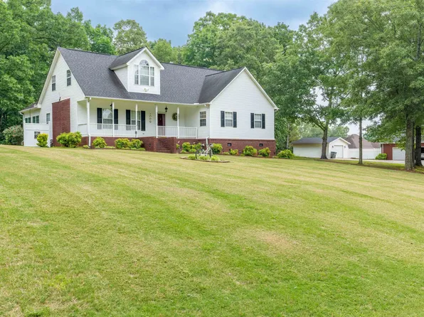 500 Plantation Dr, Killen, AL 35645