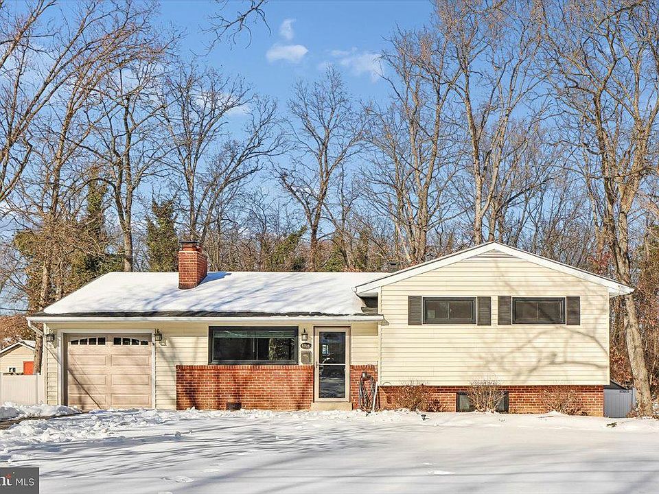 1st image of 6816 Mayo Ct