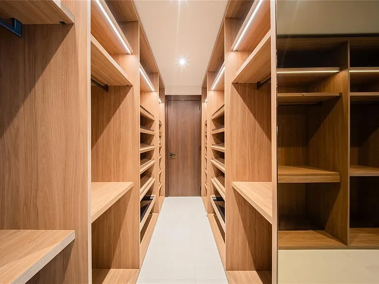 1 Corredor Miralago #908 — Photo 48