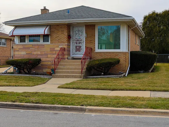 (undisclosed Address), Bellwood, IL 60104