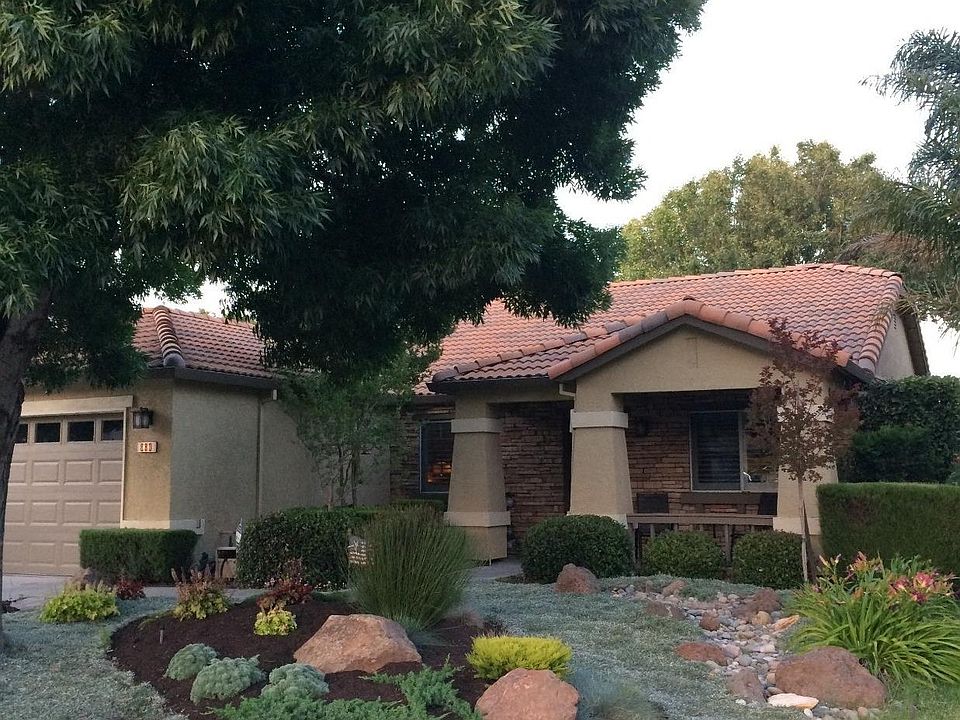 1st image of 880 Marie Angela Dr