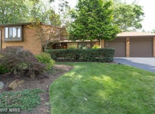 1424 Trapline Ct, Vienna, VA 22182