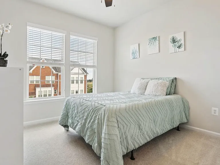 8329 Meadowood Dr — Photo 24