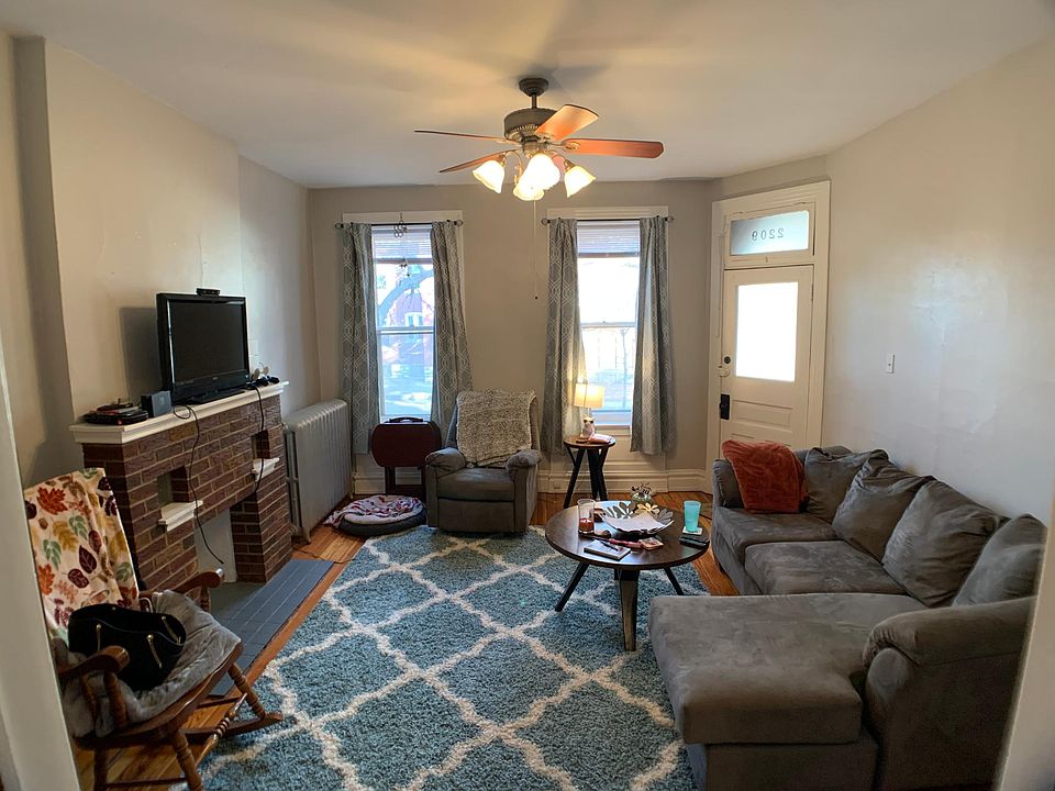1st image of 2209 Jules St
