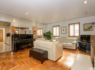 4333 189th St, Flushing, NY 11358