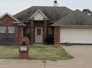 136 Acr 2145, Palestine, TX 75801