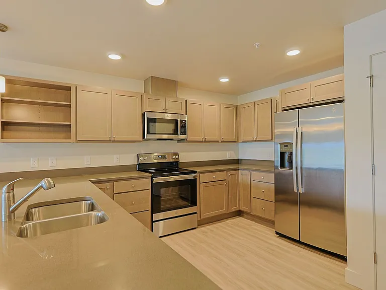 Nexus Point Apartments — Photo 53