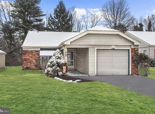 75 Buckingham Dr, Vincentown, NJ 08088