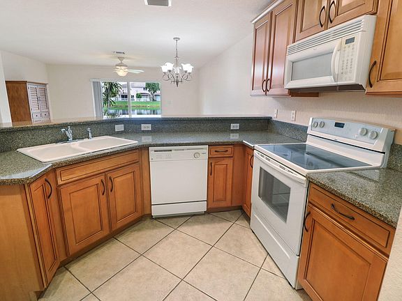 5th image of 5930 ROYAL Way