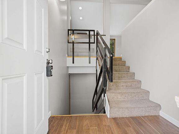 5th image of 2309 Anderson Ave