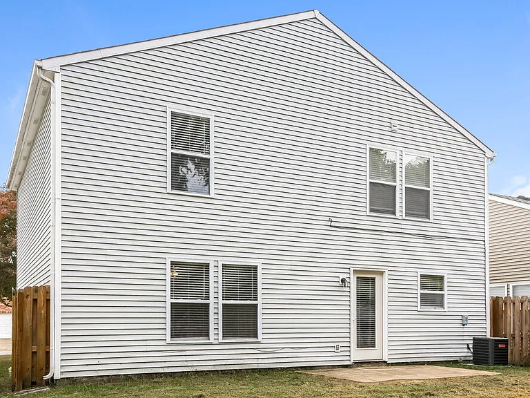 9102 Cardinal Flower Ct — Photo 16