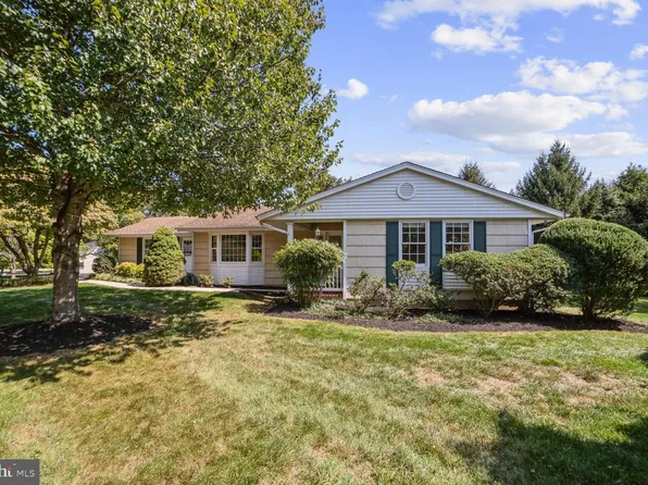 2551 N Farm Rd, Ellicott City, MD 21042