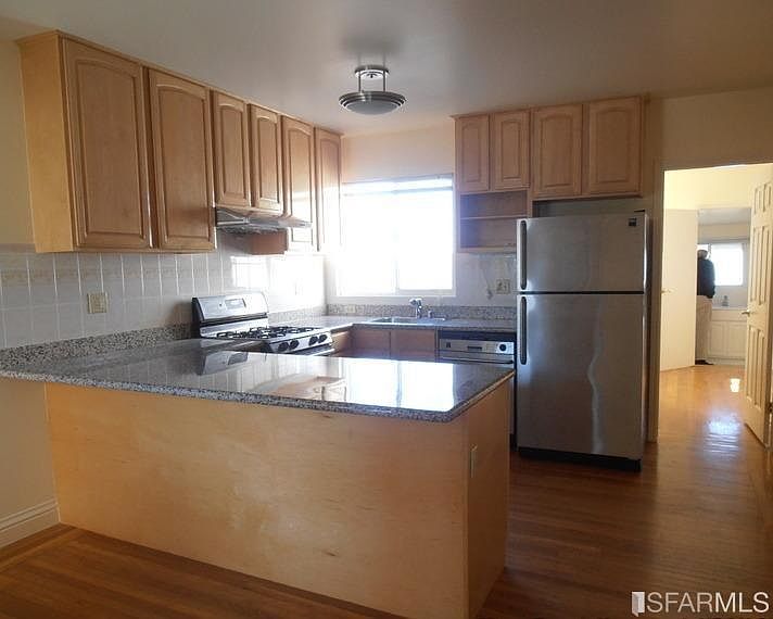 2nd image of 811 46th Ave