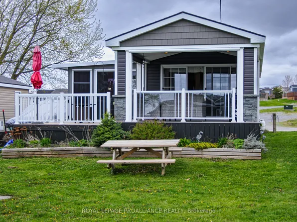 486 F County Road 18 #3, Prince Edward County, ON K0K 1P0