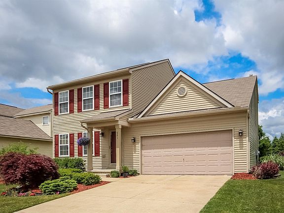 3rd image of 681 Morning Glory Ln