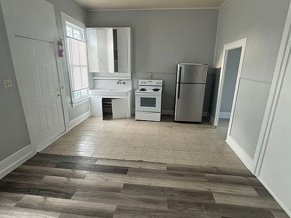 5th image of 1113 17th St #10