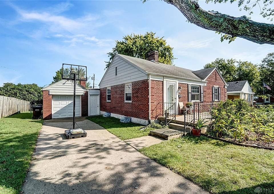 1st image of 209 Earnshaw Dr