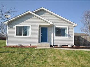 308 W 18th Pl, Indianola, IA 50125