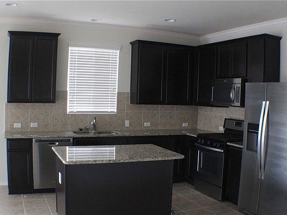 2nd image of 270 Sundown Ave
