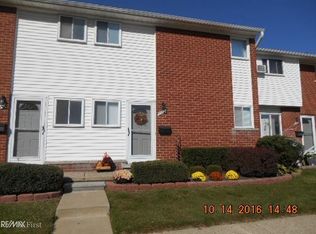 8612 Kaltz, Center Line, MI 48015