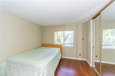 4th image of 20142 Village Green Dr