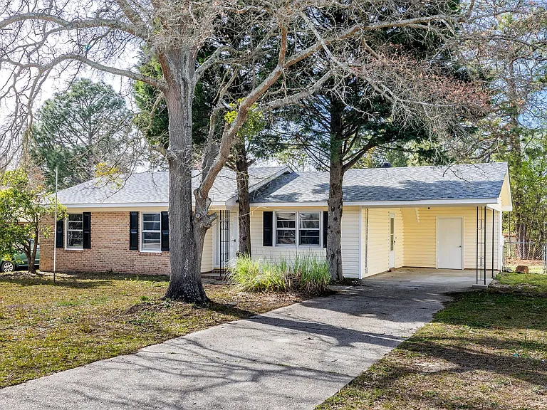 3636 Metric Dr — Photo 1