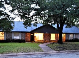120 S McKown Ave, Sherman, TX 75092