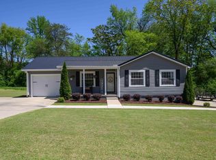 6359 Spring Hollow Rd, Gardendale, AL 35071