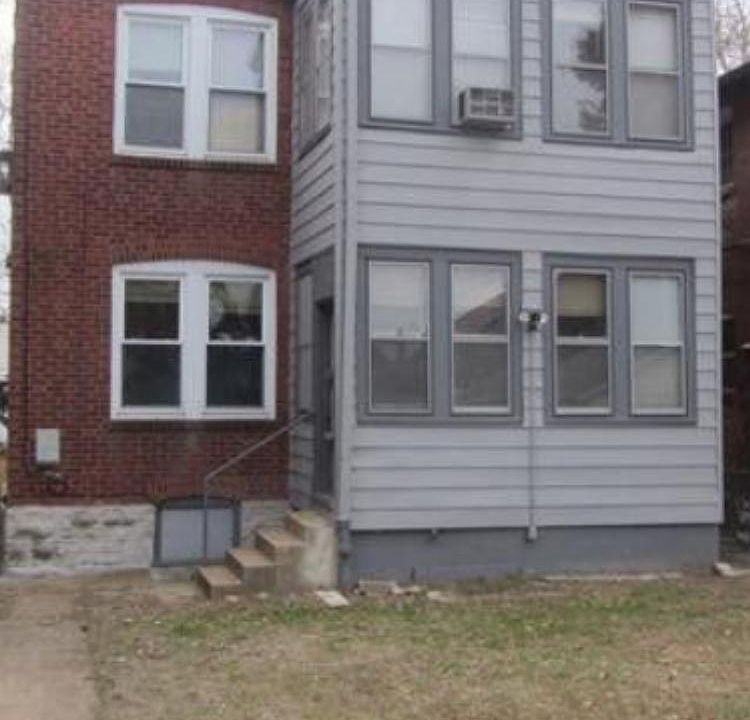 1st image of 3641 Bowen St