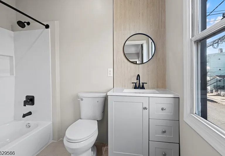 149 S Park St #2 — Photo 13